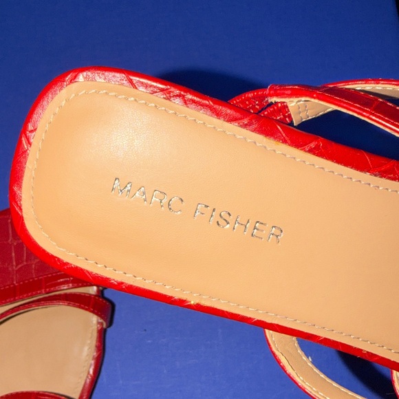 🔥🔥🔥NEW Marc Fisher Red shoes sandals - Picture 3 of 7